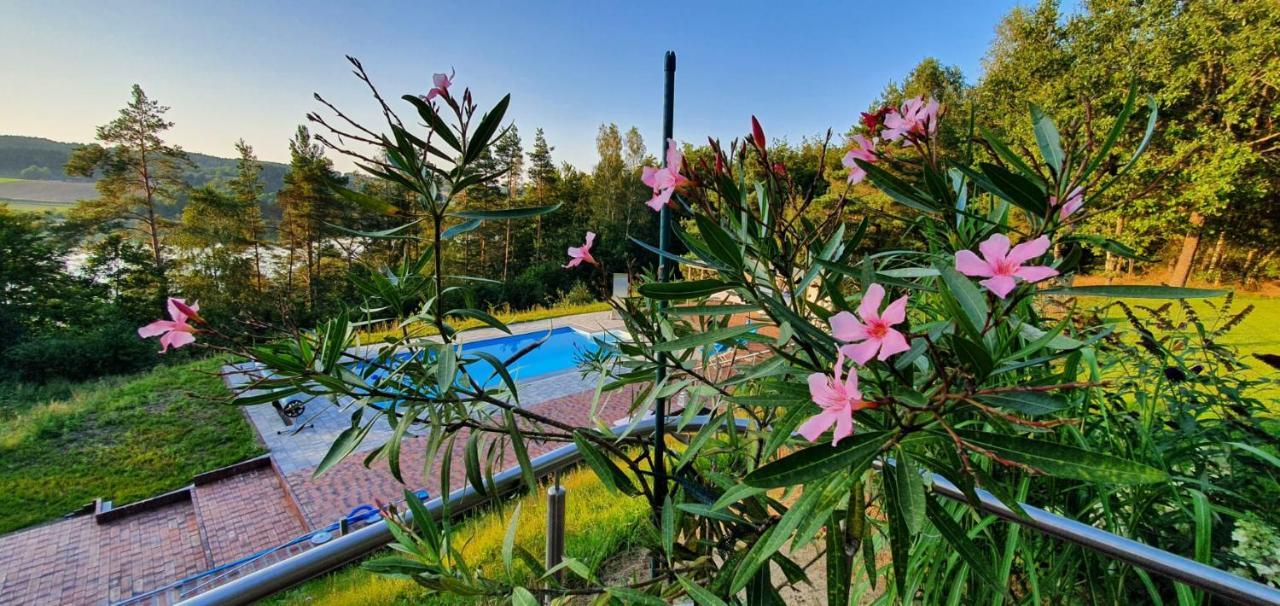 Lesny Apartament โอสทรึเซ ภายนอก รูปภาพ