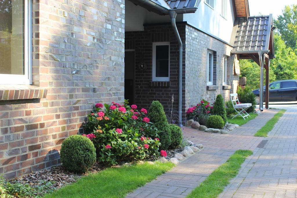 Lesny Apartament โอสทรึเซ ภายนอก รูปภาพ